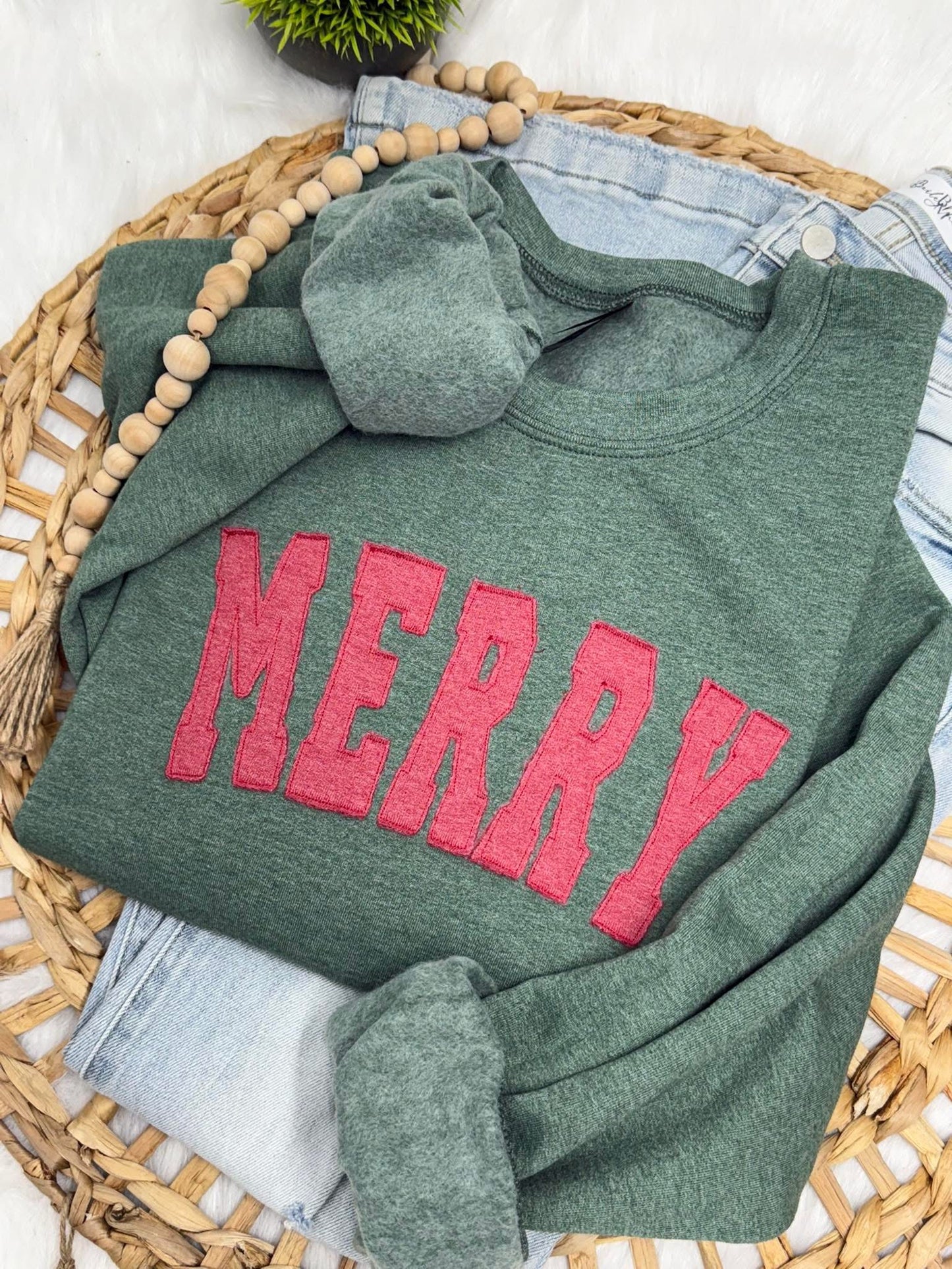 Merry Embroidered Sweatshirt (RW)