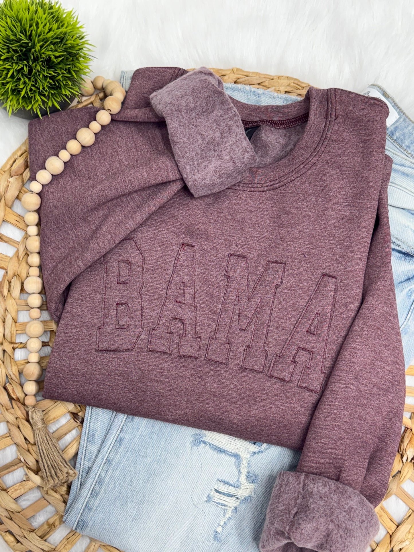 Raggy Embroidered Sweatshirt
